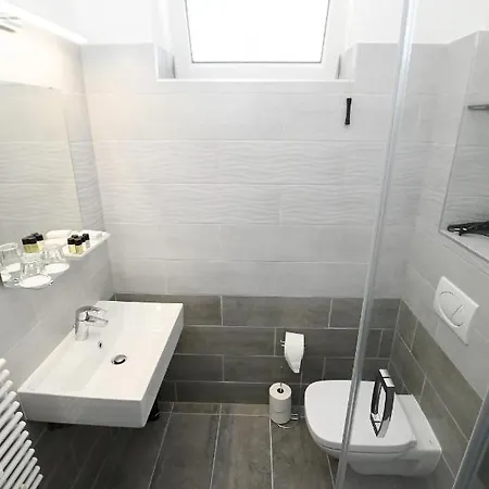 Kelep Hotel